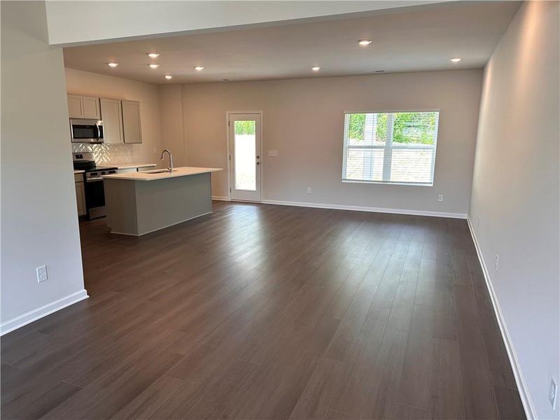 Spacious, unfurnished interior of a new home in , Rockmart (Image 8).