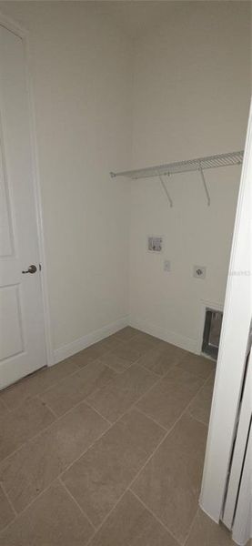 Spacious, unfurnished interior of a new home in , Deland (Image 36). Spacious, unfurnished interior of a new home in , Deland (Image 36).