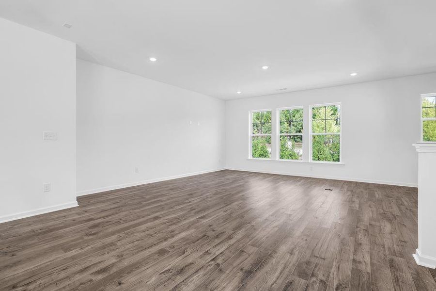 Spacious, unfurnished interior of a new home in Somerset at Veterans Memorial, Mableton (Image 22).