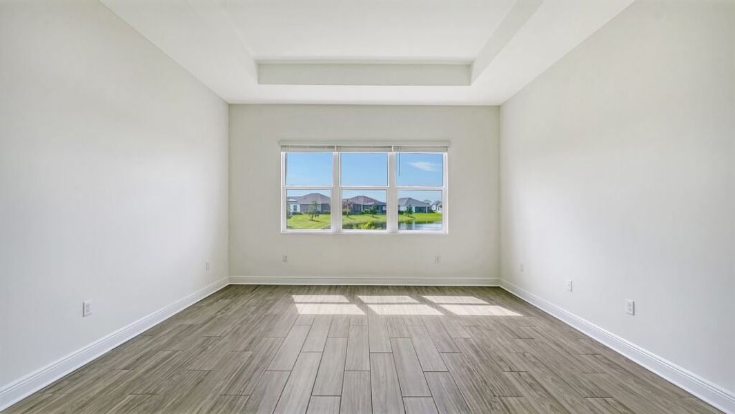 Spacious, unfurnished interior of a new home in Canoe Creek, Parrish (Image 21).