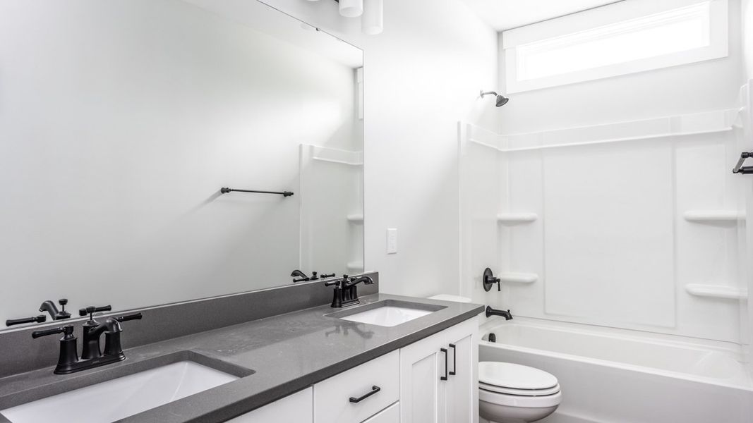 Bathroom (Tub/Shower)