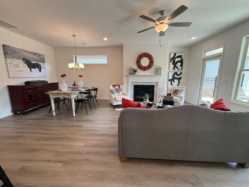 Furnished interior view inside a new home in Echols Farm, Hiram (Image 8).