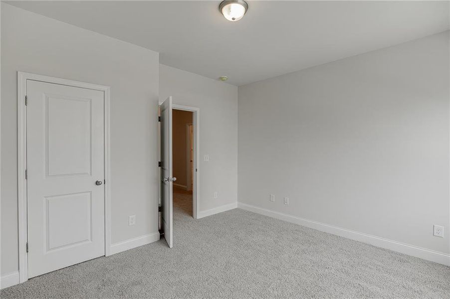 Spacious, unfurnished interior of a new home in , Sugar Hill (Image 30).