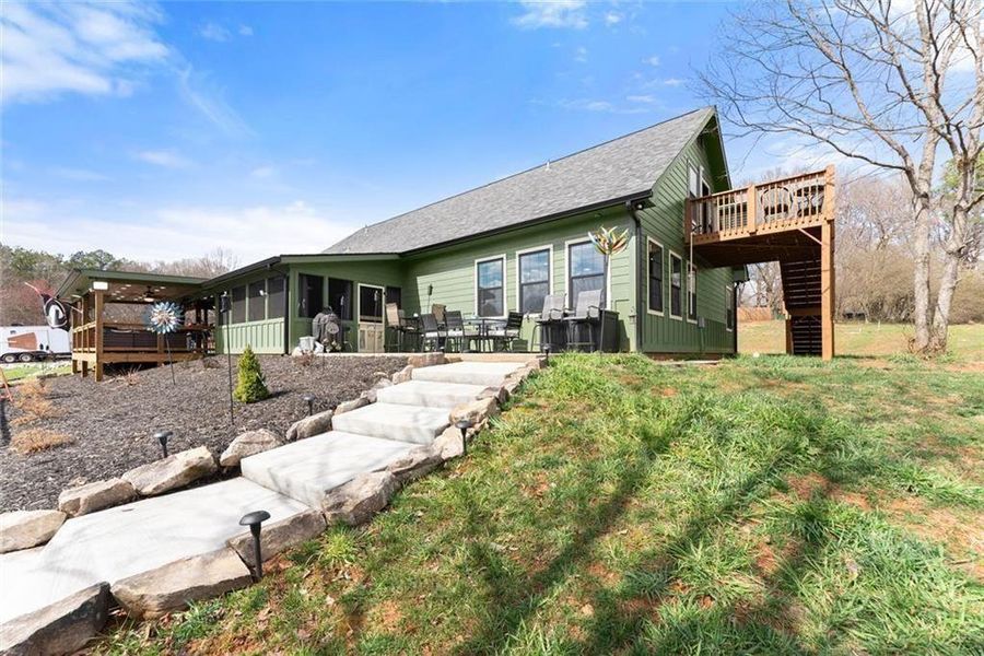 Image 63 of a home in .