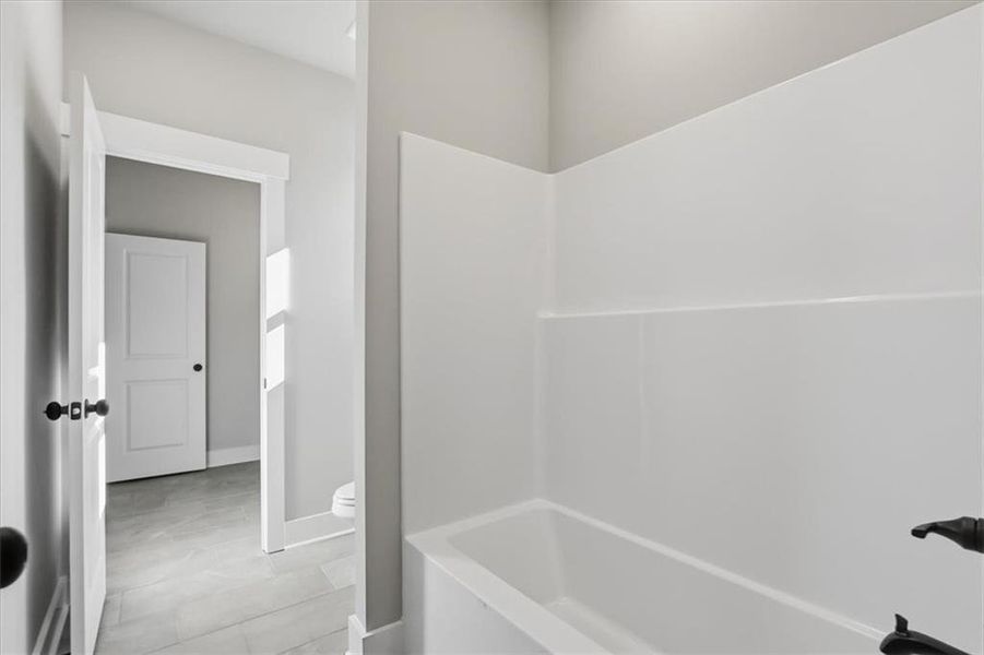 Spacious, unfurnished interior of a new home in , Statham (Image 67).