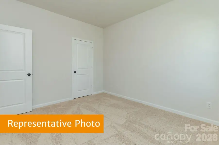 Spacious, unfurnished interior of a new home in Sunset Meadows, Charlotte (Image 12).