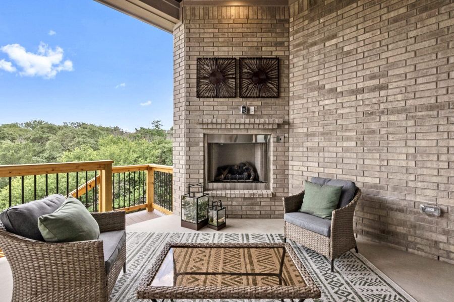 Exterior details and patio area of a home in Cibolo Crossing, Universal City (Image 20).