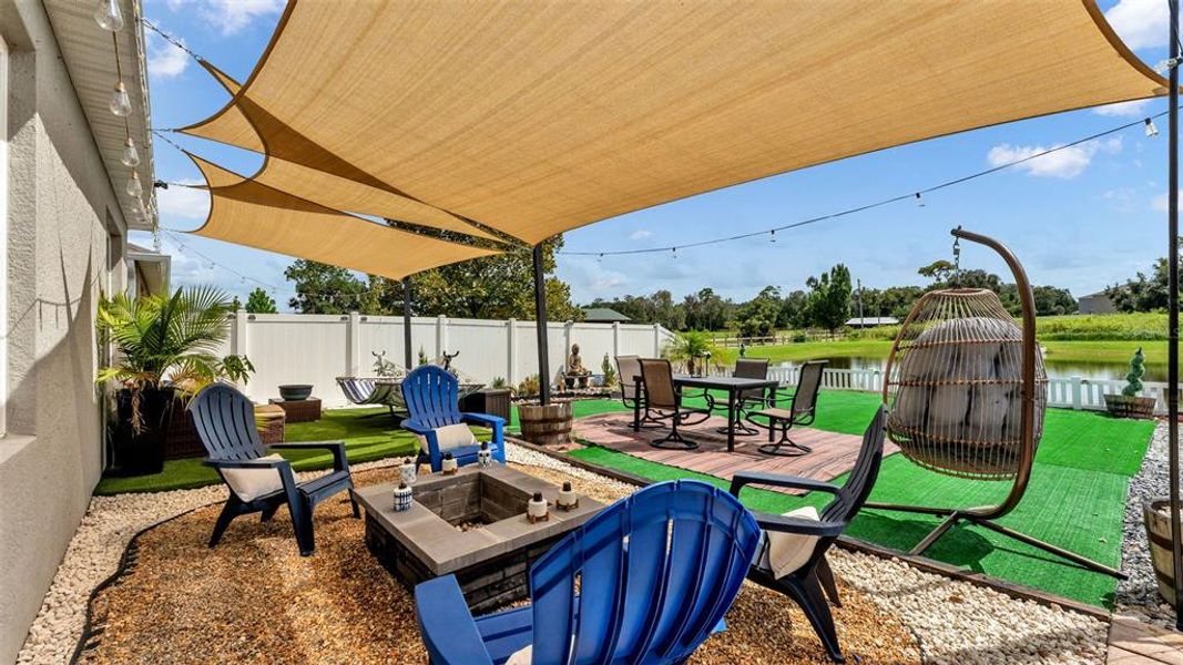 Community amenities in , Eagle Lake (Image 27).