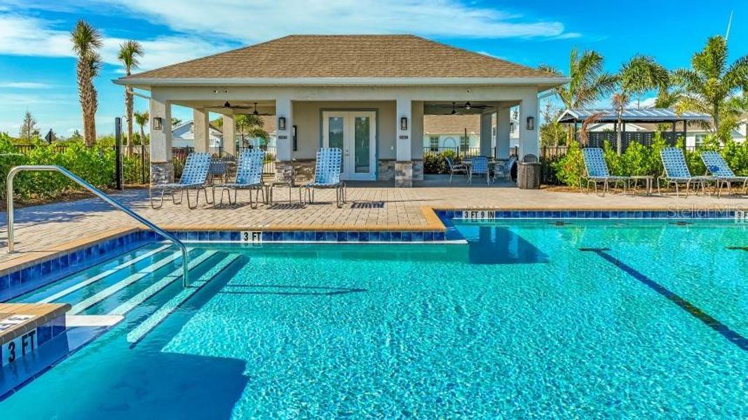 Community amenities in Sea Cove, Punta Gorda (Image 16).