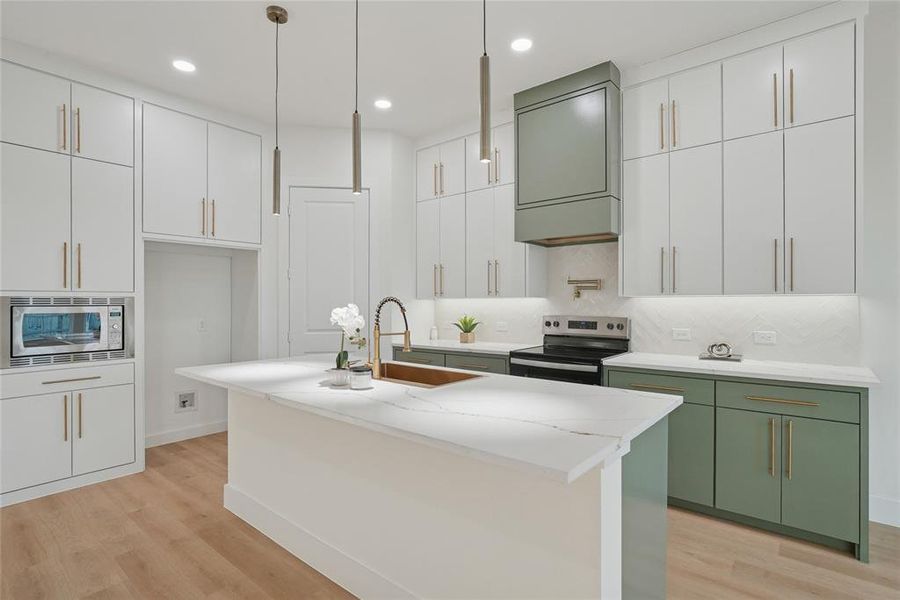 Furnished interior view inside a new home in , Dallas (Image 14).