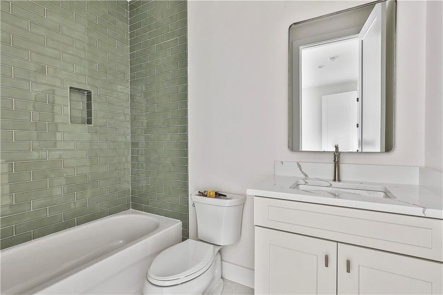 Furnished interior view inside a new home in Laurel Brooke, Peachtree City (Image 14).