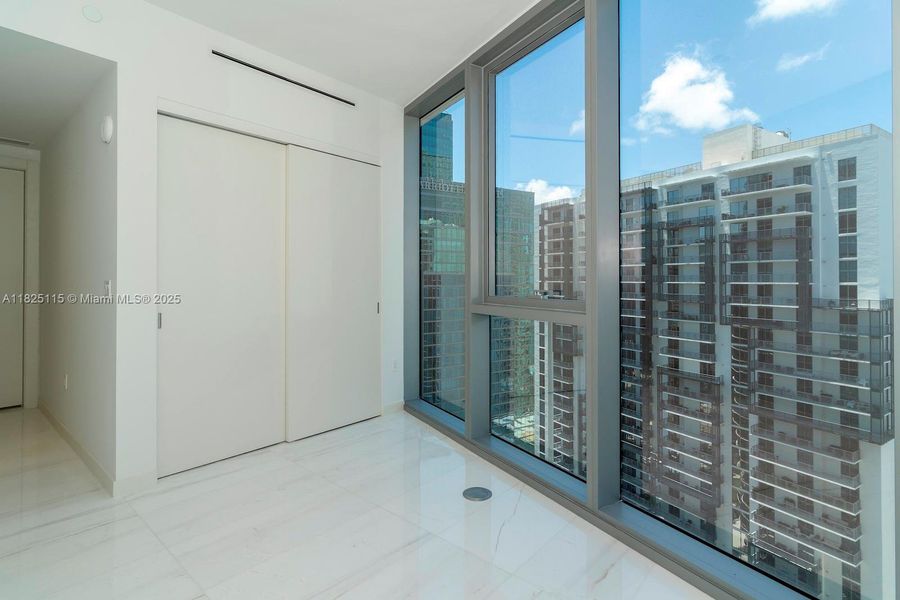 Image 31 of a home in Aston Martin Residences.