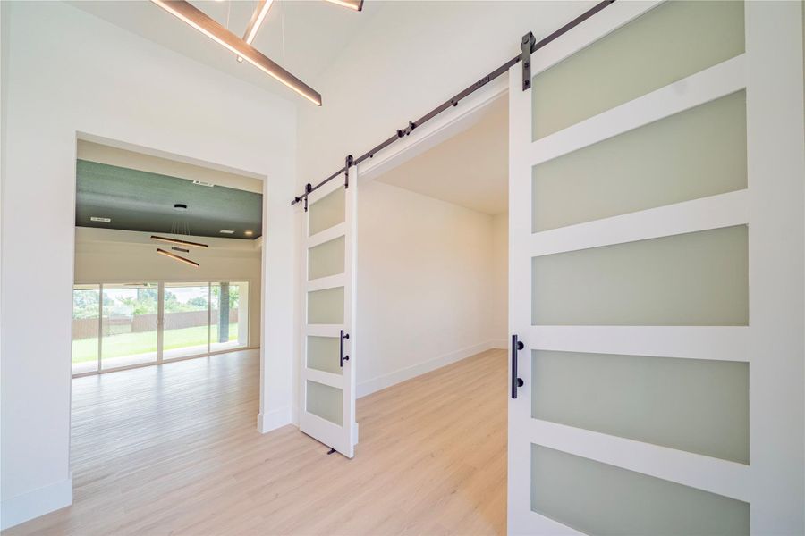 Image 33 of a home in .