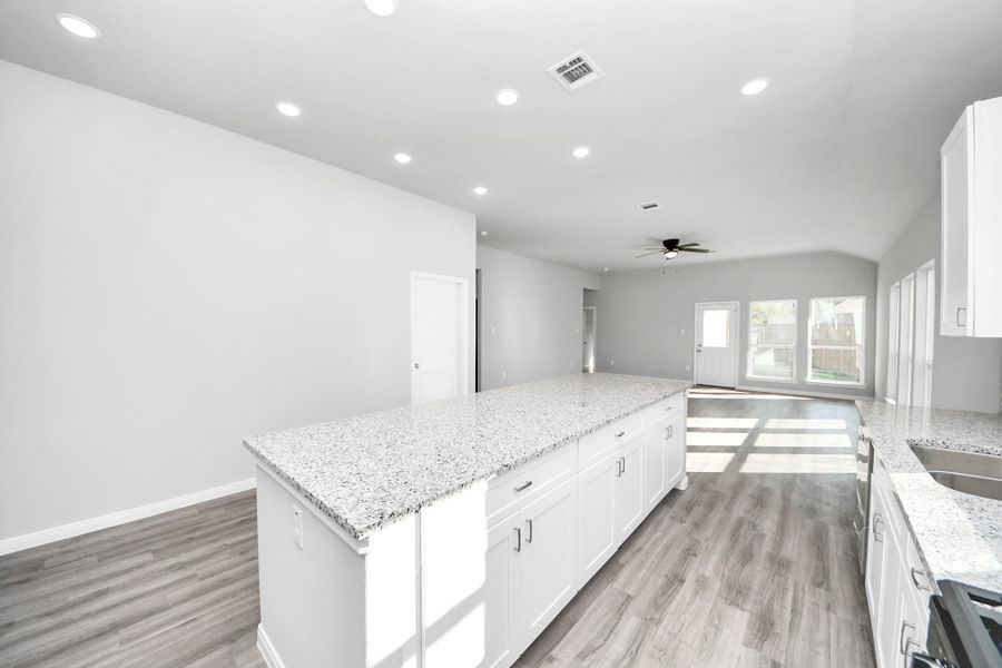 Image 33 of a home in . Image 33 of a home in .