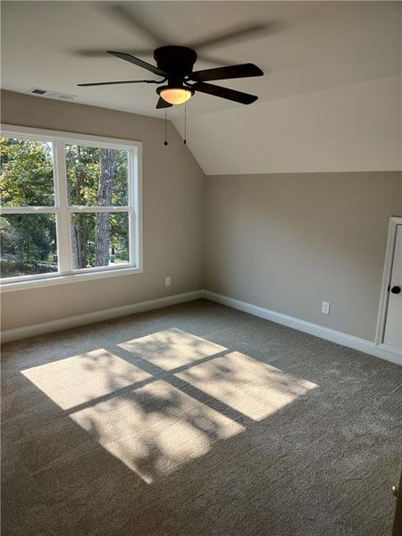 Spacious, unfurnished interior of a new home in , Franklin Springs (Image 19).