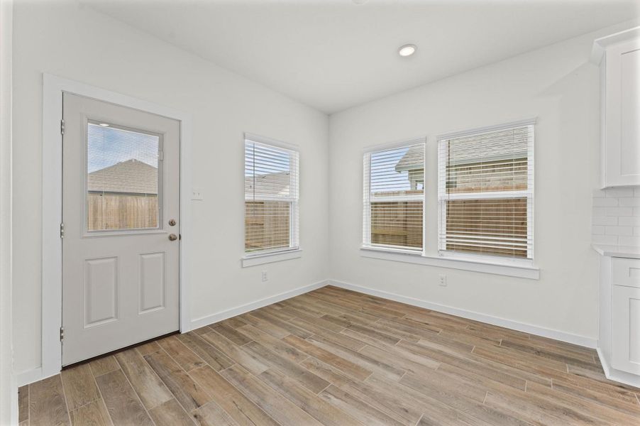 Spacious, unfurnished interior of a new home in , Angleton (Image 21).