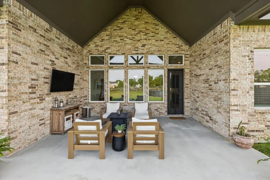 Exterior details and patio area of a home in , Old River-Winfree (Image 22).