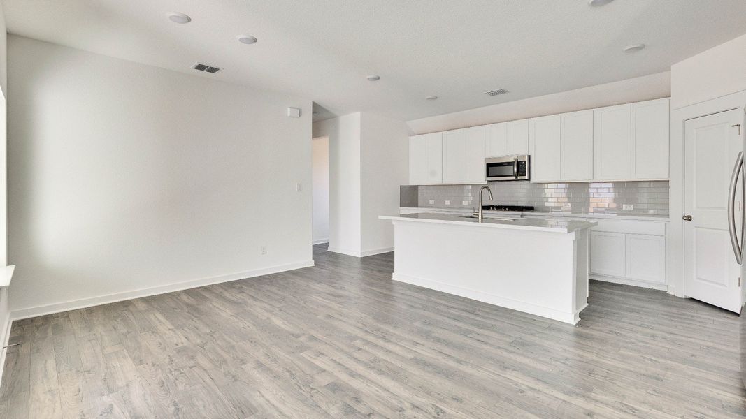 Carroll III Floor Plan - Representative Photos