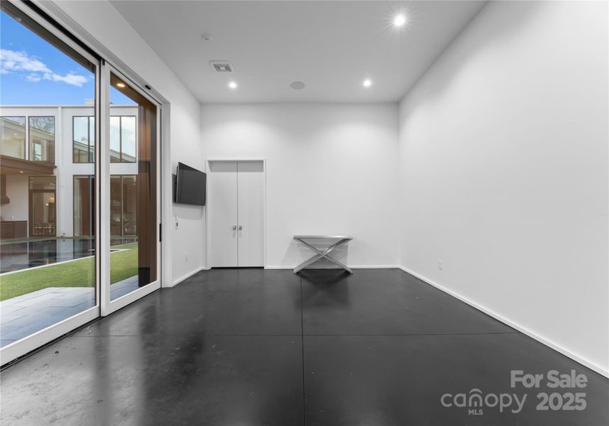 Pool House Pool House