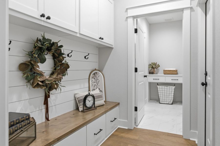 Furnished interior view inside a new home in Windmill Hill, Bryan (Image 17).