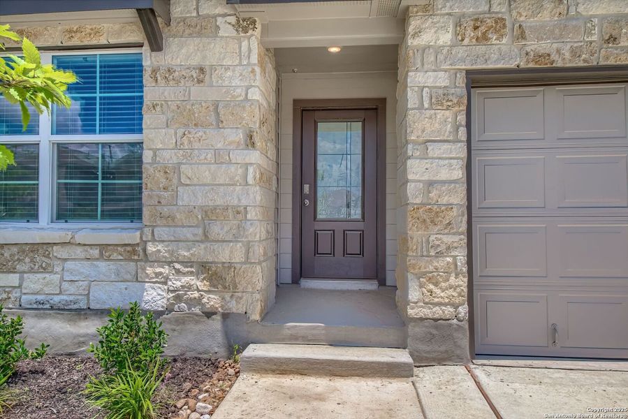 Image 27 of a home in .