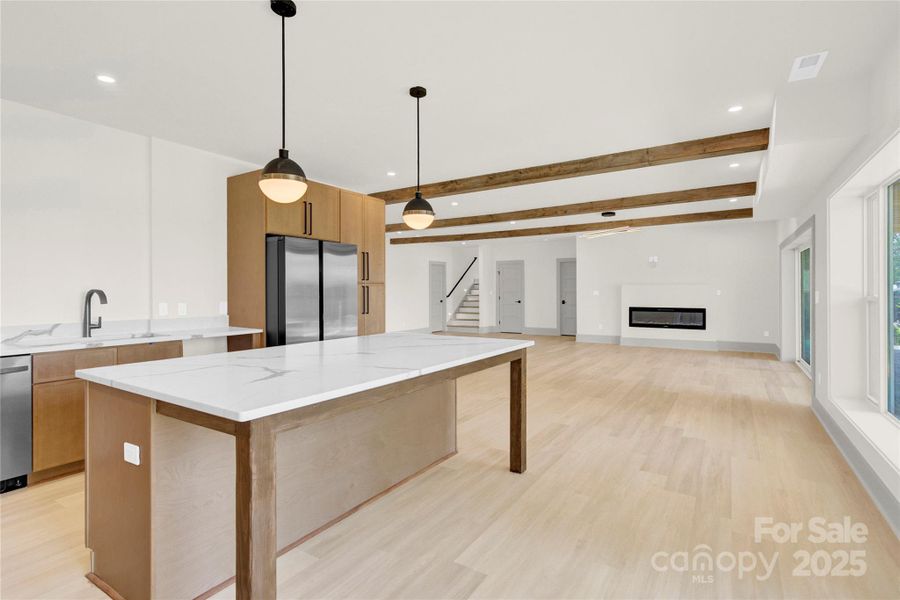 Full kitchen basement level Full kitchen basement level