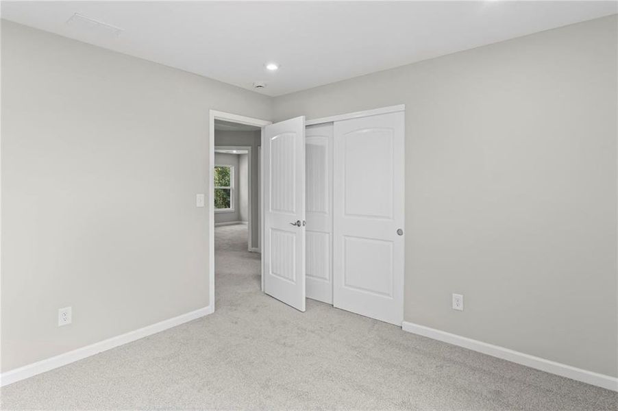Spacious, unfurnished interior of a new home in Pickens Bluff, Hiram (Image 25). Spacious, unfurnished interior of a new home in Pickens Bluff, Hiram (Image 25).