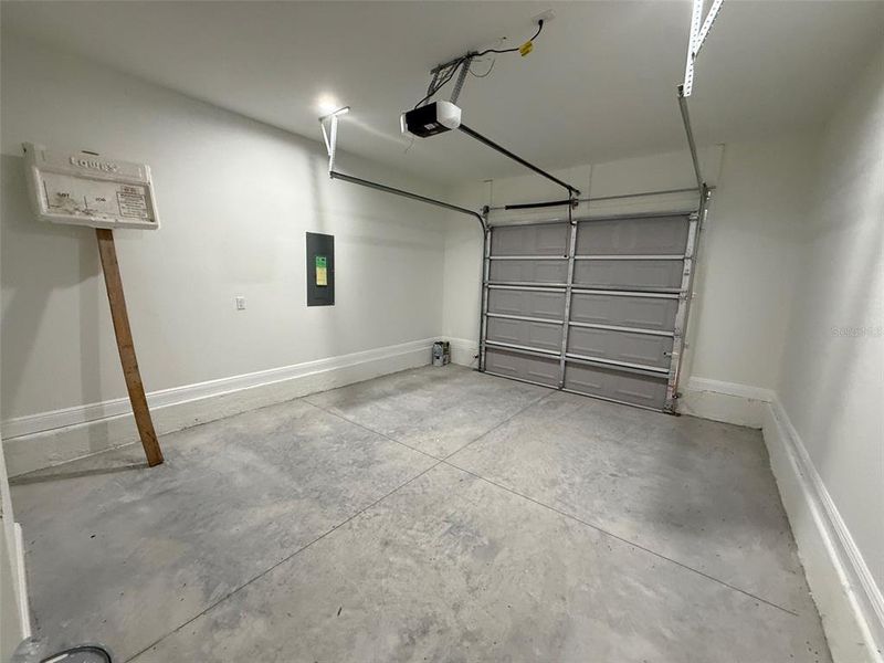 Spacious, unfurnished interior of a new home in , Gainesville (Image 19). Spacious, unfurnished interior of a new home in , Gainesville (Image 19).