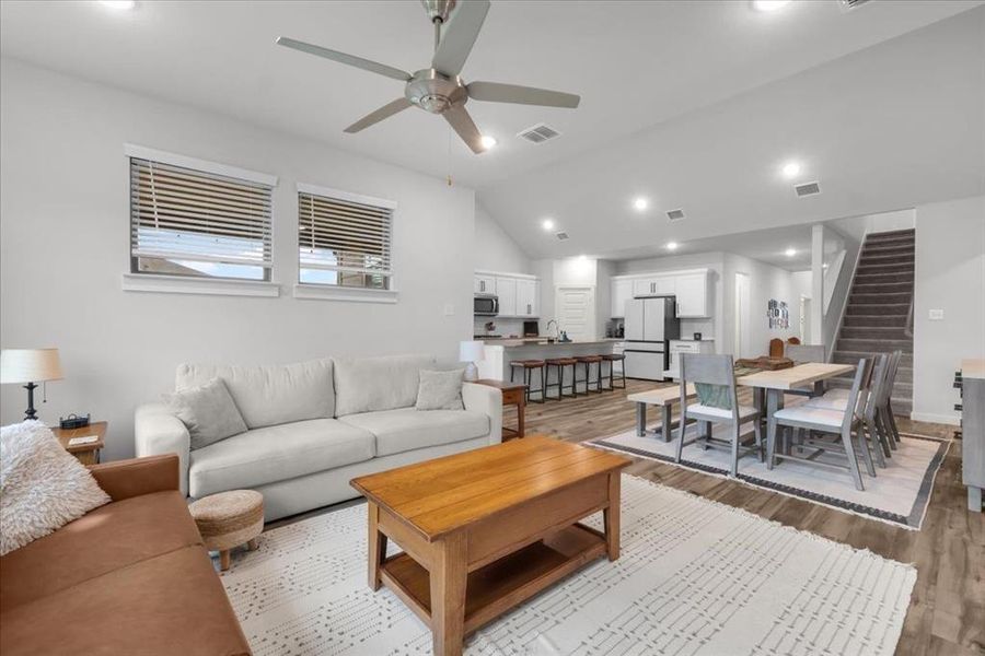 Furnished interior view inside a new home in , Fort Worth (Image 7).