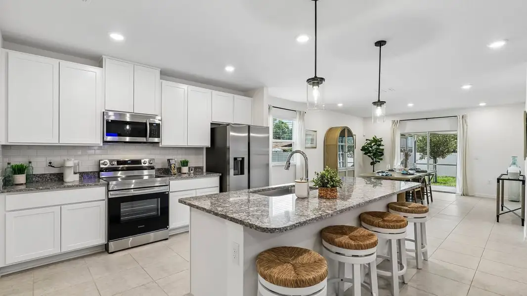 Representative furnished interior of a home built from the Ashton by Maronda Homes in Cassie Oaks, Jacksonville (Image 12).