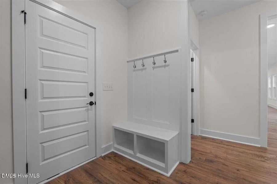 355 Shaw Rd 355 Shaw Rd