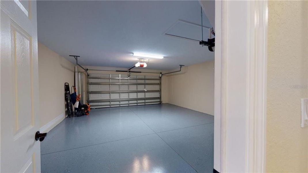 Spacious, unfurnished interior of a new home in , North Port (Image 41).