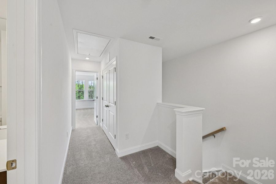 Spacious, unfurnished interior of a new home in Bell Glen, Charlotte (Image 18). Spacious, unfurnished interior of a new home in Bell Glen, Charlotte (Image 18).