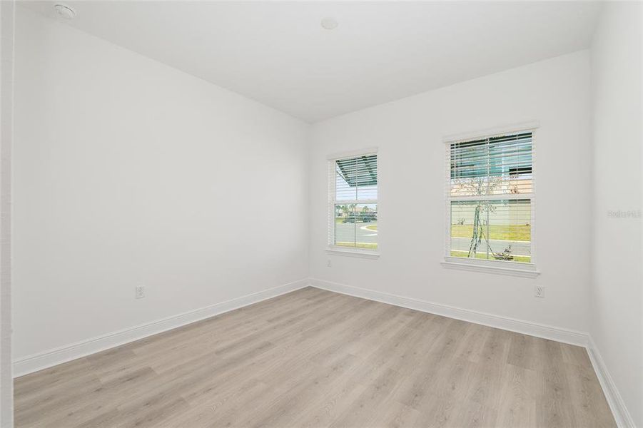 Spacious, unfurnished interior of a new home in , Ocala (Image 57).