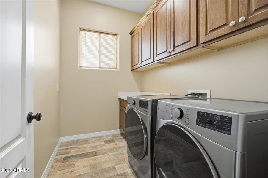 33-Laundry_3 33-Laundry_3