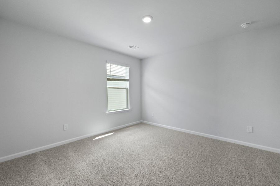 Spacious, unfurnished interior of a new home in The Garrison, Summerville (Image 27). Spacious, unfurnished interior of a new home in The Garrison, Summerville (Image 27).