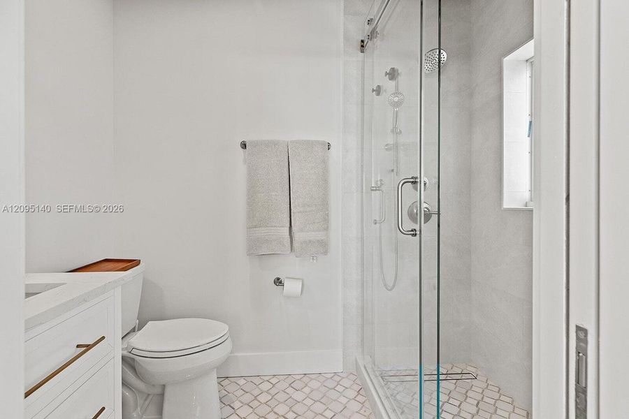 Furnished interior view inside a new home in , Islamorada, Village of Islands (Image 6).