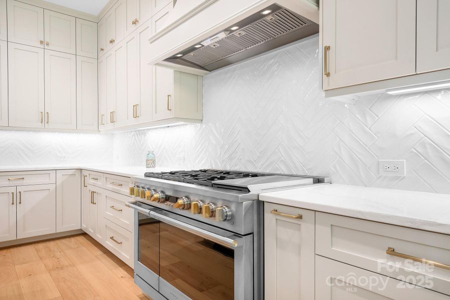 Close-up of interior finishes inside a home in , Mooresville (Image 33).