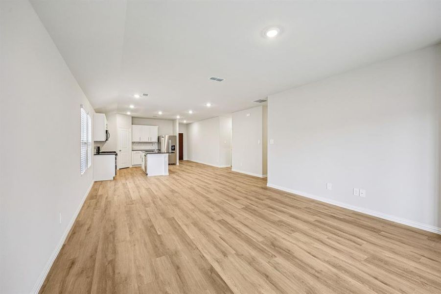 Photo is not of the actual home, but is an inspirational photo of builder’s model home and may depict options, furnishings, and/or decorator features that are not included.