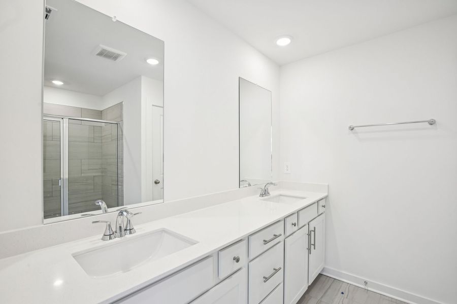 Furnished interior view inside a new home in Greystone - Vista Townhomes, Smyrna (Image 7).