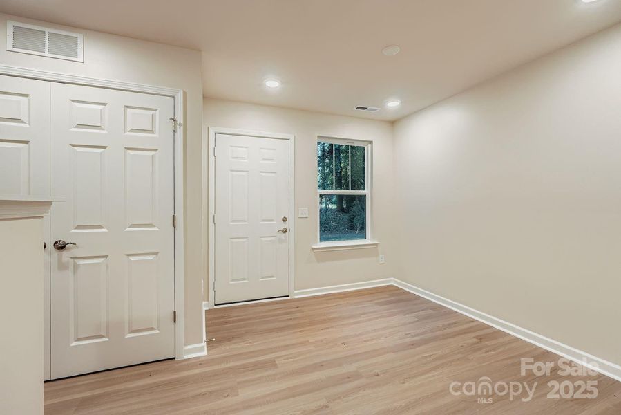 Image 28 of a home in . Image 28 of a home in .