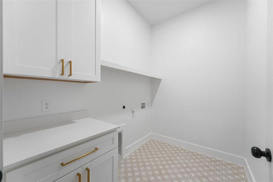 Furnished interior view inside a new home in , Forney (Image 11).