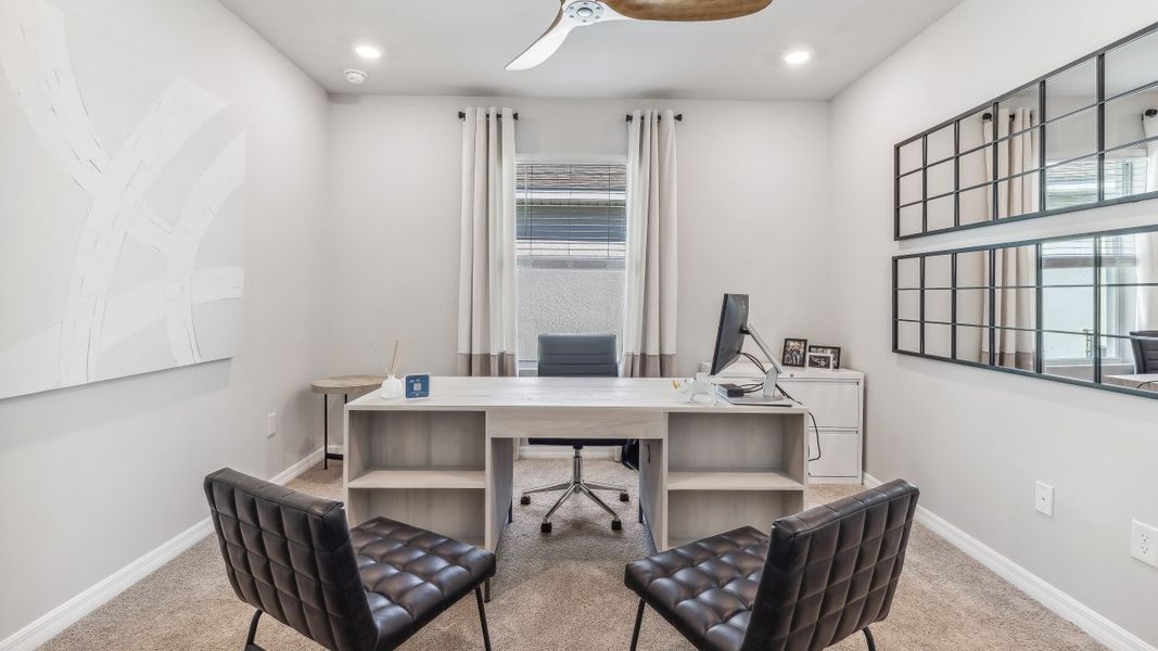 Furnished interior view inside a new home in Lehigh Acres Spot Lots, Lehigh Acres (Image 12).