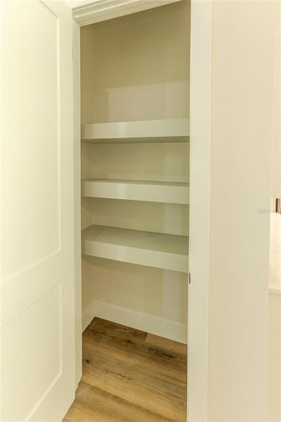 Close-up of interior finishes inside a home in , Weeki Wachee (Image 23).