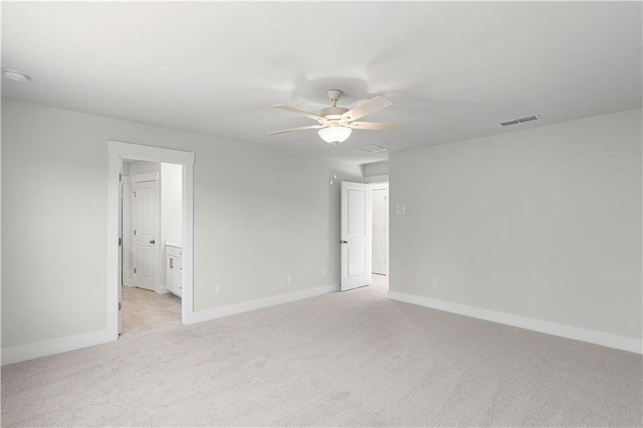 Spacious, unfurnished interior of a new home in Hunters Creek, Flowery Branch (Image 31). Spacious, unfurnished interior of a new home in Hunters Creek, Flowery Branch (Image 31).