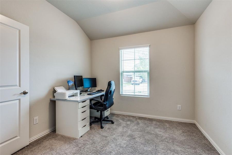 Image 5 of a home in Ventana. Image 5 of a home in Ventana.