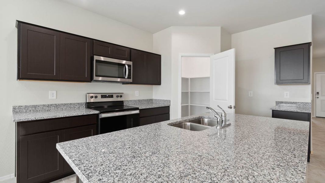 Furnished interior view inside a new home in Quail Ranch, San Tan Valley (Image 8).