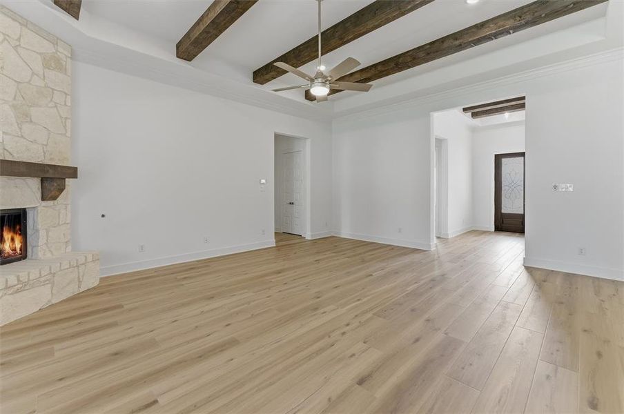 Spacious, unfurnished interior of a new home in Grayson Ridge, Van Alstyne (Image 28).