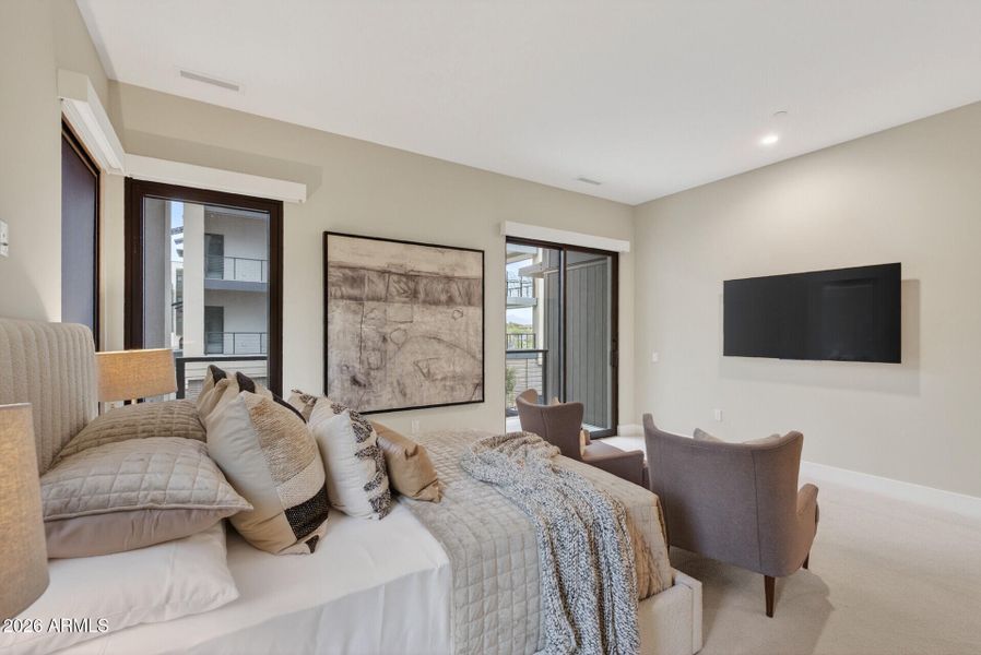 67_19355_N_73rd_Way67_mls