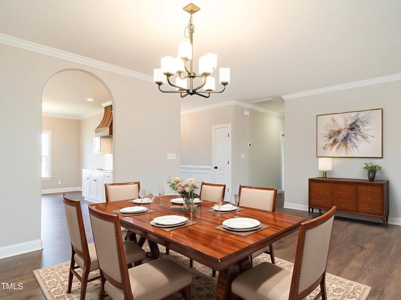 2374_WhelenDr-Dining1 staged